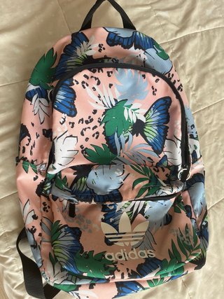 Mochila Adidas Estampado Floral Mariposas