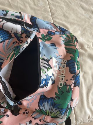 Mochila Adidas Estampado Floral Mariposas