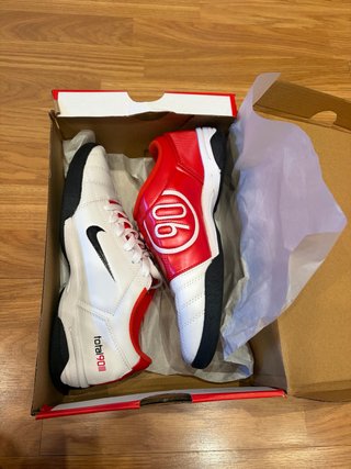 Zapatillas Nike Total 90 Rojas y Blancas