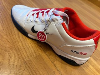 Zapatillas Nike Total 90 Rojas y Blancas