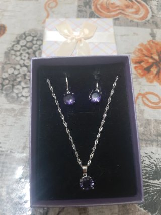 Set collana e orecchini viola