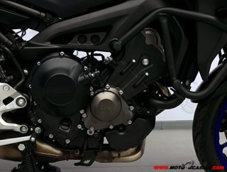 YAMAHA TRACER 900