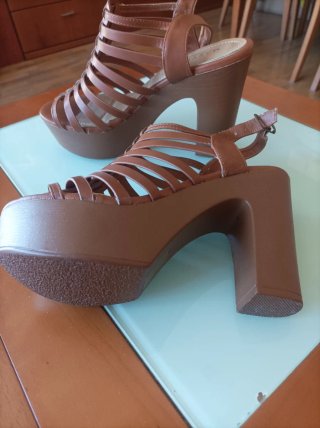 Sandalias de plataforma mujer marrones