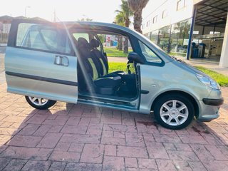 Peugeot 1007 con tan solo 51 mil kilometros