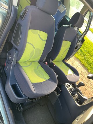 Peugeot 1007 con tan solo 51 mil kilometros