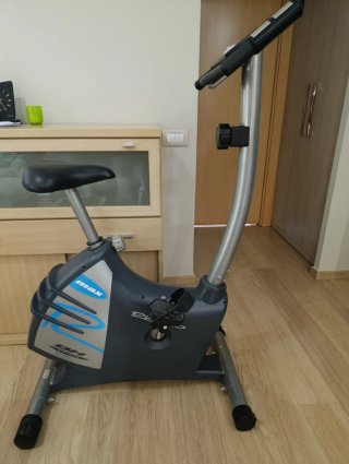 Bicicleta Estática BH Fitness Rhyno Max
