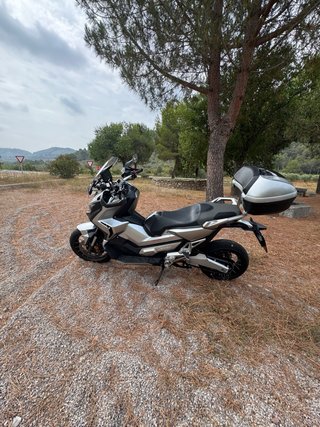 Honda X-ADV 2017 Plata/Negra MIVV Homologado