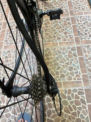 B'Twin Mach 700 (Carbono)