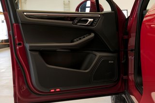 Porsche Macan Macan