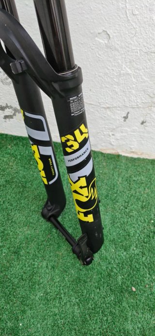 Fox 34 140mm Grip 2024