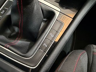 Volkswagen Golf Performance