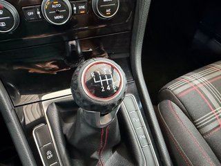 Volkswagen Golf Performance