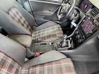 Volkswagen Golf Performance