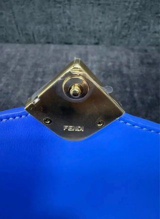 FENDI Borsa Baguette Wallet on Chain in Pelle FF