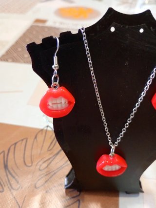 Set Collana e Orecchini Bocca Rossa