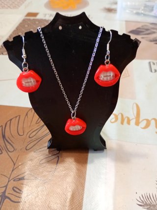 Set Collana e Orecchini Bocca Rossa