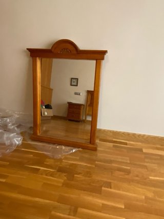 Cabecero y 2 mesitas de madera
