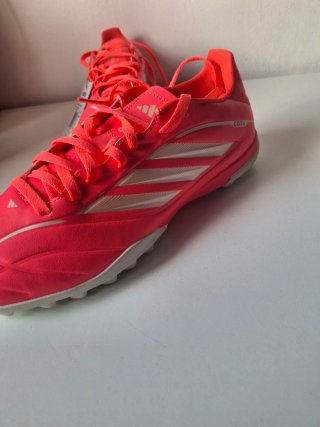 Zapatillas Adidas Fútbol Rosa y Blanco
