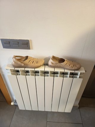 Sandalias de piel para mujer