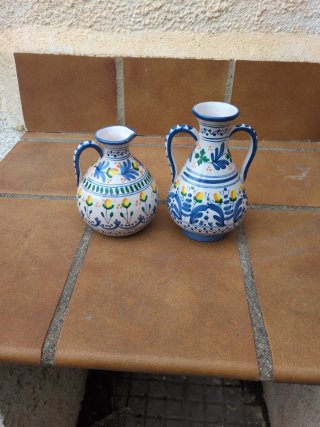 2 piezas de ceràmica tradicional pintades a mano