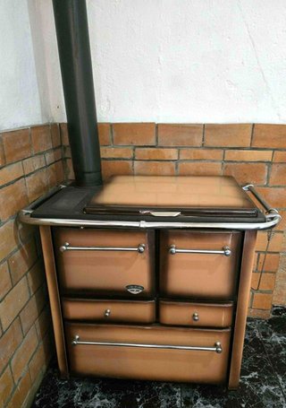 Cocina de leña esmaltada con horno