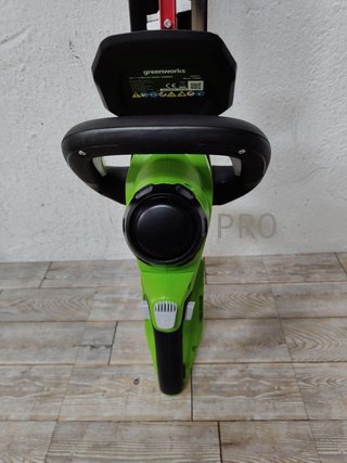 Tagliasiepi a Batteria Greenworks