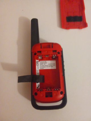 2 Walkie Talkies