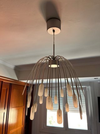 Lámpara LED colgante diseño moderno.NO SE ENVIA