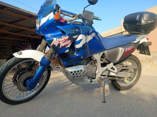 Honda Africa Twin 750cc 2002