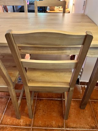 Mesa y 4 Sillas Madera Pino IKEA