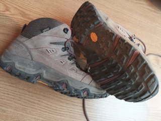 Botas de montaña mujer