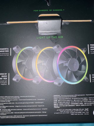 Razer Kunai Chroma x3 Ventiladores ARGB