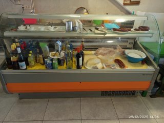 Nevera expositora refrigerada