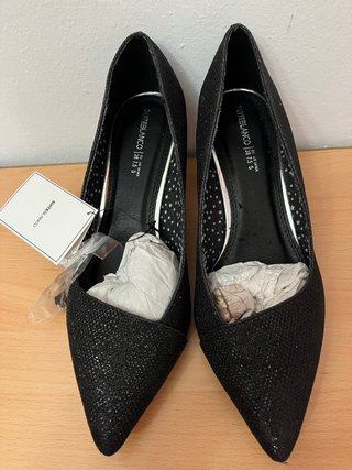 Zapatos de tacón negros con purpurina talla 38