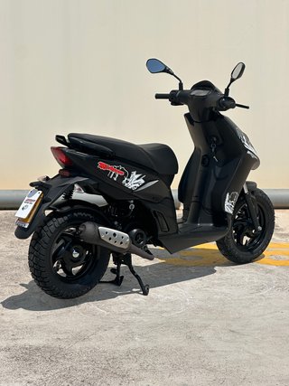 Piaggio Typhoon 50 2T Ciclomotor Negro 2020