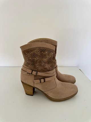 Stivaletti Nero Giardini Beige Donna