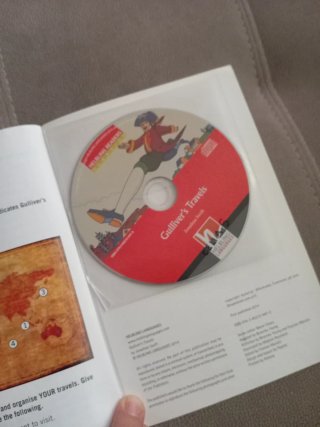 Gulliver's Travels - Book and Audio CD Pack - L...