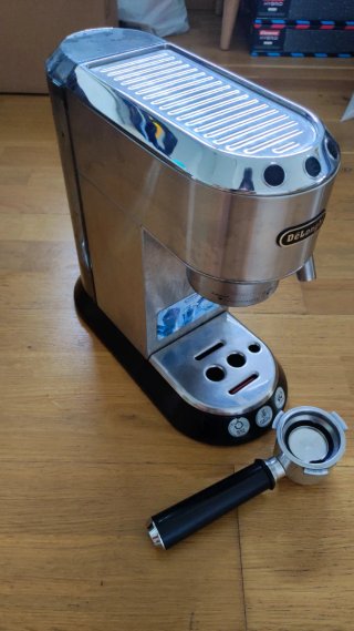 Cafetera DeLonghi EC680