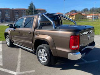 VOLKSWAGEN amarok