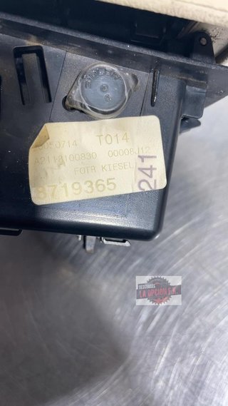 TAPA EXTERIOR COMBUSTIBLE Mercedes-Benz E Berlina (BM 211)(01.2002->)