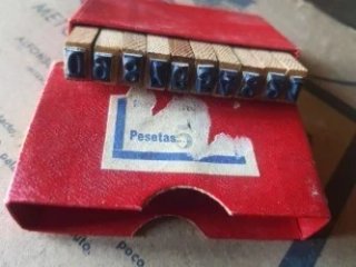 Vecchia scatola di numeri per stampa