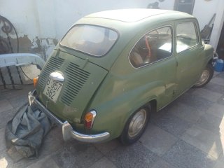SEAT 600