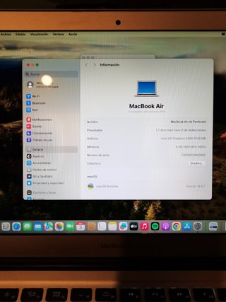Macbook Air 13,3" Core i7 2014 Cargador y funda