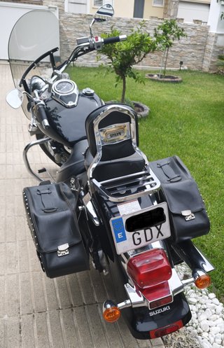 Suzuki Intruder C800 - OPORTUNIDAD CON POCOS KM