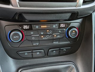 Ford Transit Connect 3Plazas L2 Rampa 120Cv IVA In
