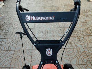 Cortacésped-Desbrozadora Husqvarna