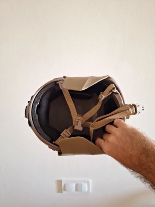 Casco Airsoft con orejeras