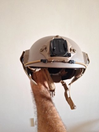 Casco Airsoft con orejeras