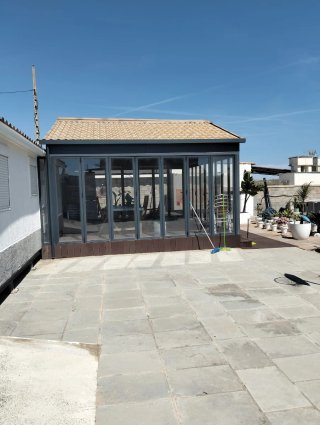 Vendo casa rustica a primera linea de playa.