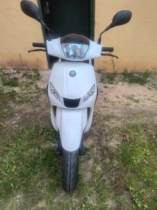 PEUGEOT KISBEE 125 (MUY NUEVA)